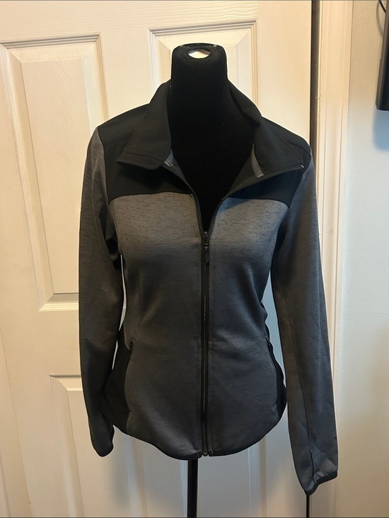 The North Face Jackets & Blazers - The North Face Women's Two-Tone Gray Utility Jacket